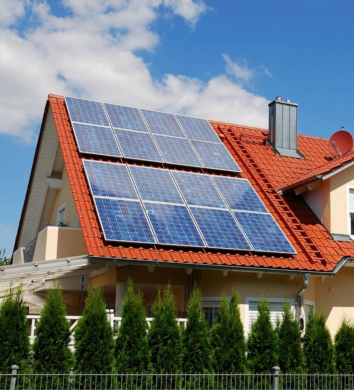 How Malaysians Can Save RM5,000 a Year with Smart Homes + Solar Power